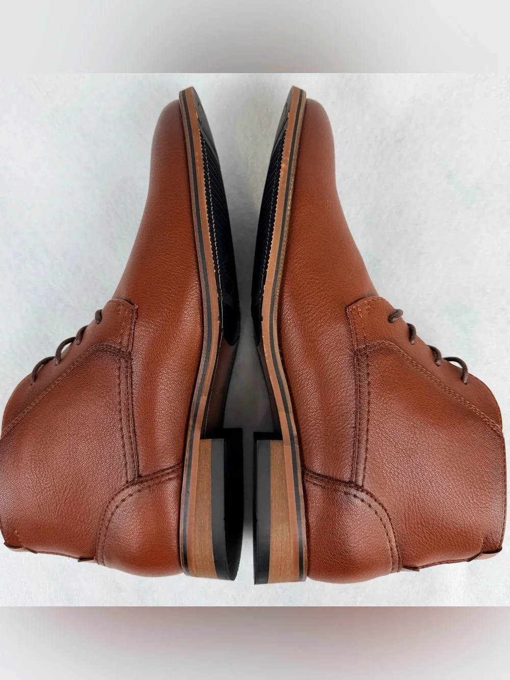 Tommy Hilfiger Bage Men's Medium Brown Chukka Boots Faux Leather Upper Size 7.5M